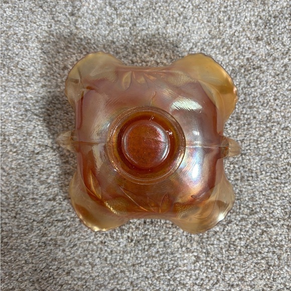 Vintage Fenton Carnival Glass Handled Candy Dish Strawberry Sprigs Marigold - Picture 4 of 5